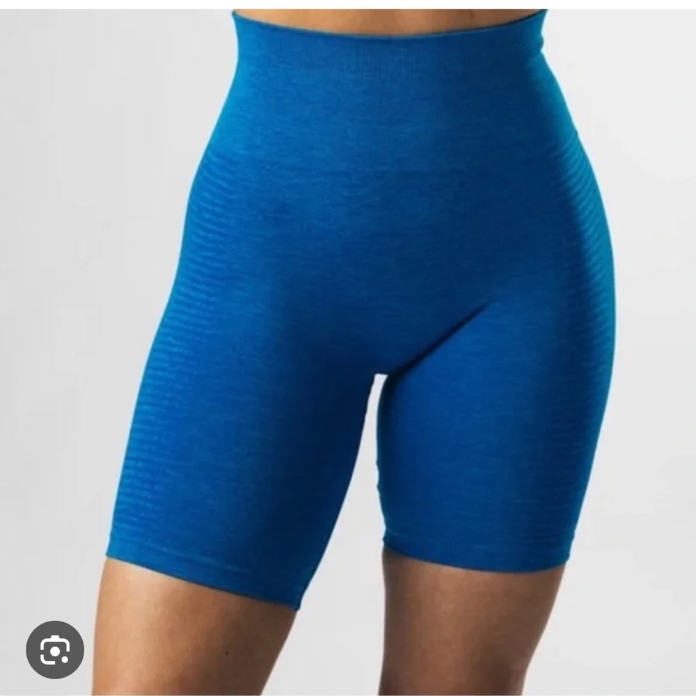 Alphalete Seamless Bike Short